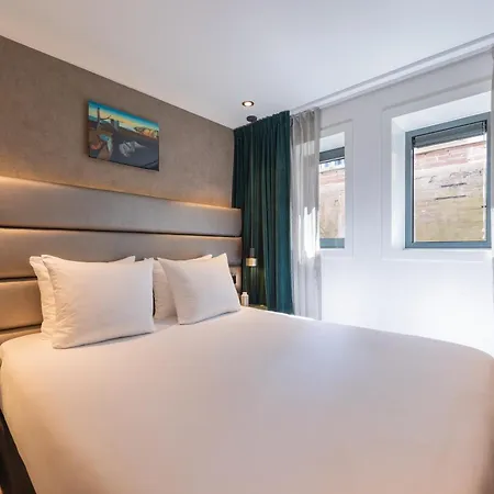 Boutique 4* Haag